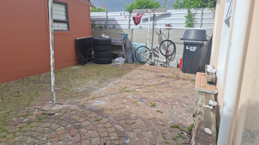2 Bedroom Property for Sale in Retreat Western Cape
